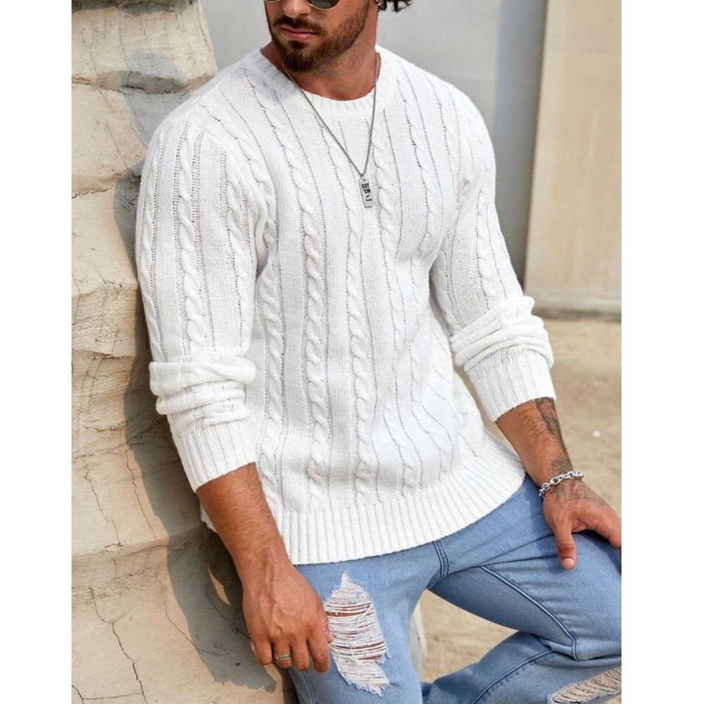 Cable Knit Sweater ⌚️